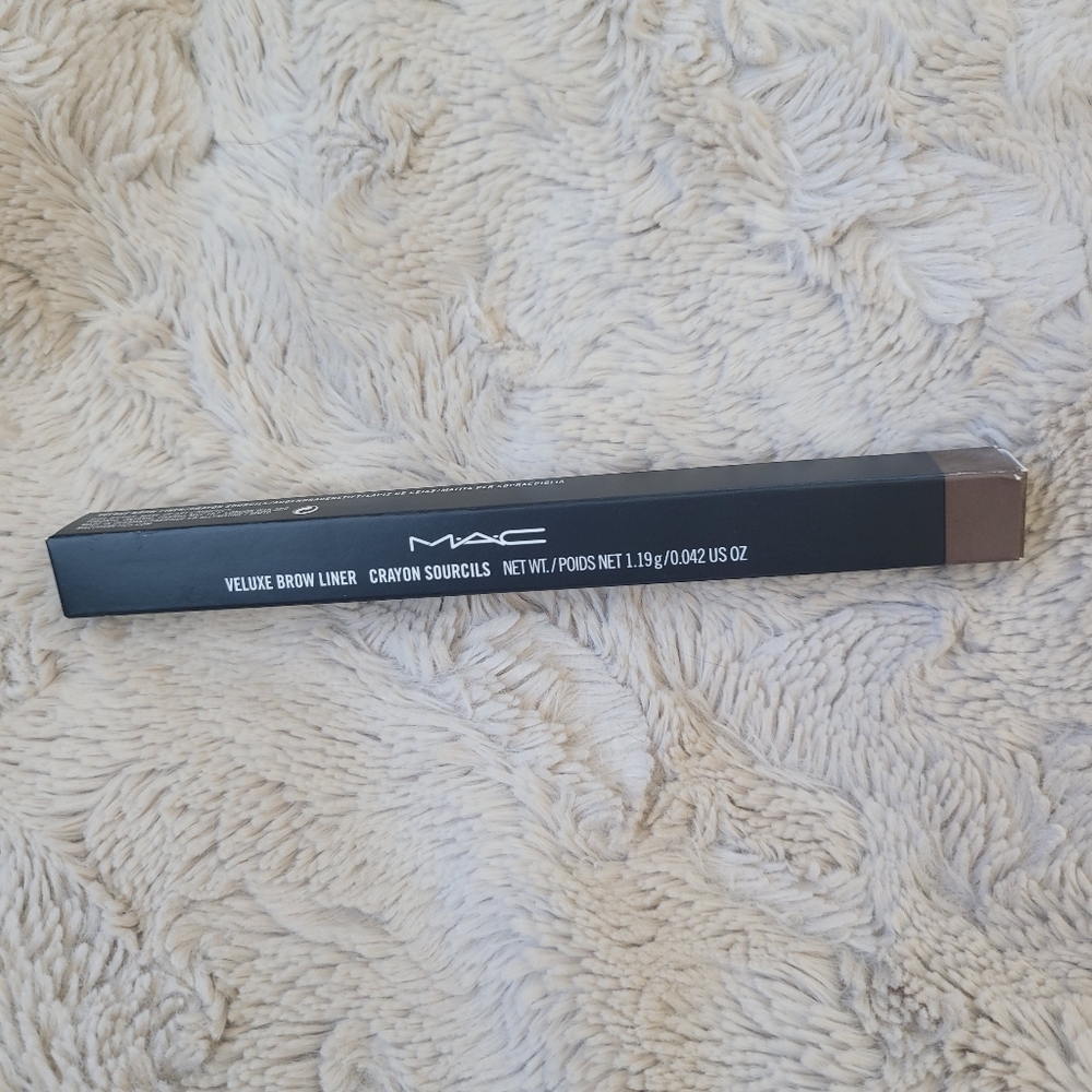 MAC Veluxe Brow Liner